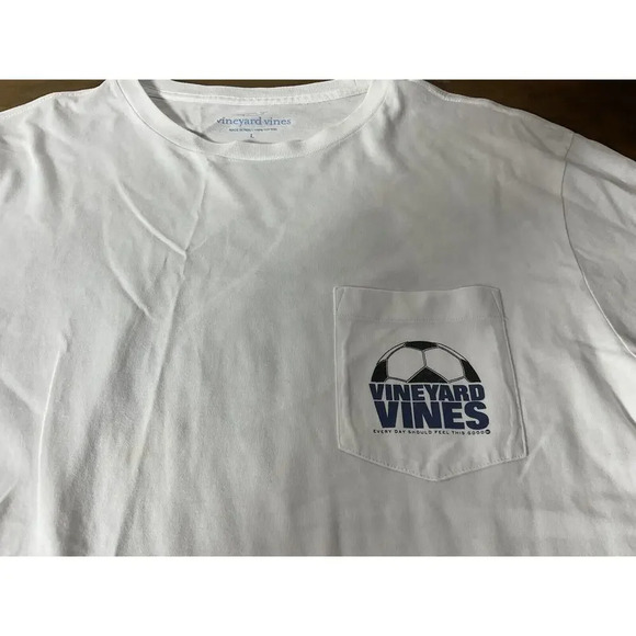 Vineyard Vines Mens Size Large White Soccer Graphic Tee Cotton Crewneck - Picture 2 of 10